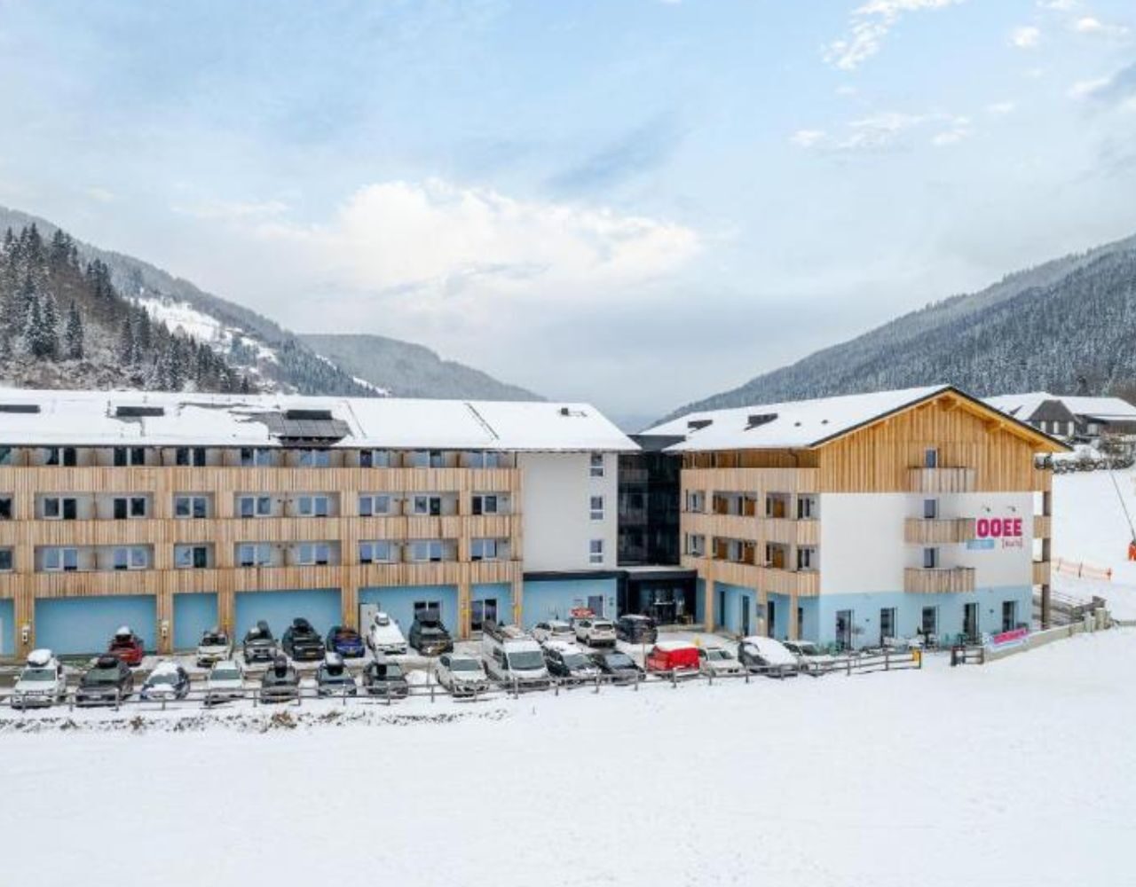 https://primatravel.si/wp-content/uploads/2025/12/primatravel_naslovna_COOEE_alpin_bad_kleinkirchheim-1280x1000.jpg